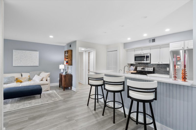 Property image 2 at 1481 Center Street Ext 1705, Mount Pleasant, SC 29464