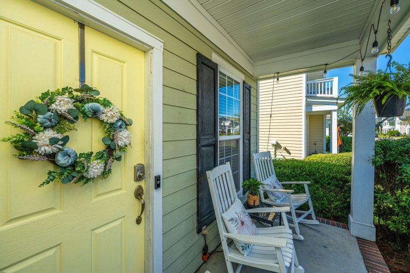 Property image 4 of 107 Foxglove Avenue in White Gables, Summerville, SC 29483
