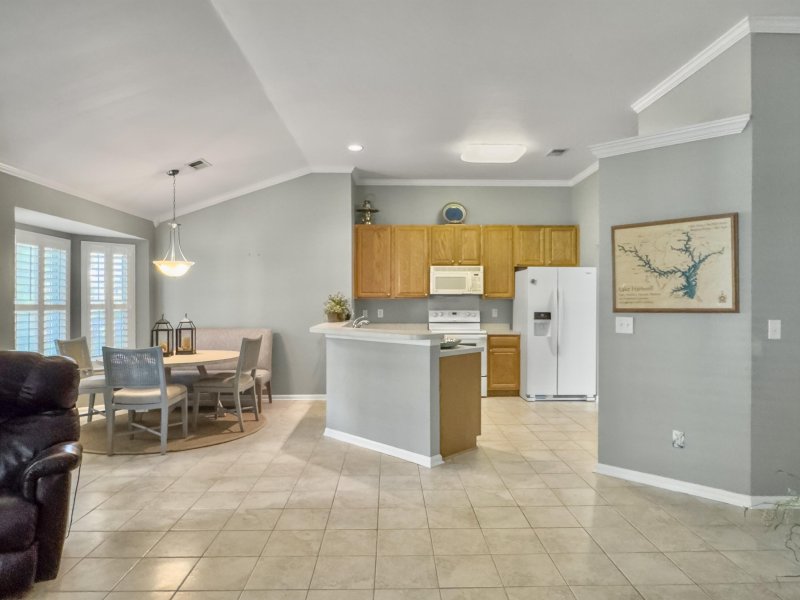 Property image 5 of 1239 Wild Olive Drive in Seaside Farms, Mount Pleasant, SC 29464