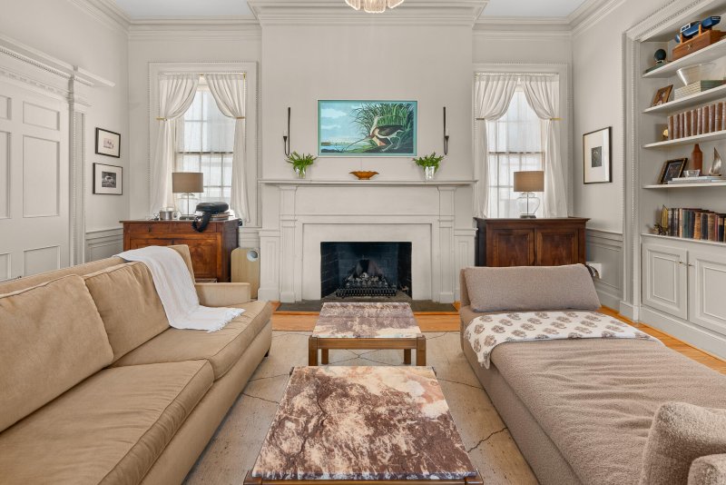 Property image 4 of 286 Meeting Street C in Ansonborough, Charleston, SC 29401