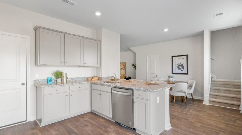 Property image 4 at 8026 Rackham Road, Hollywood, SC 29449