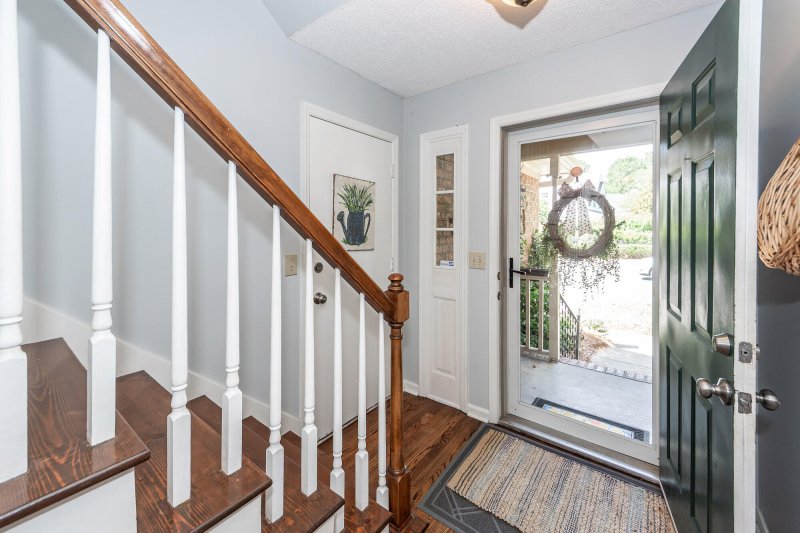 Property image 3 of 1301 Audubon Court in Ashborough, Summerville, SC 29485