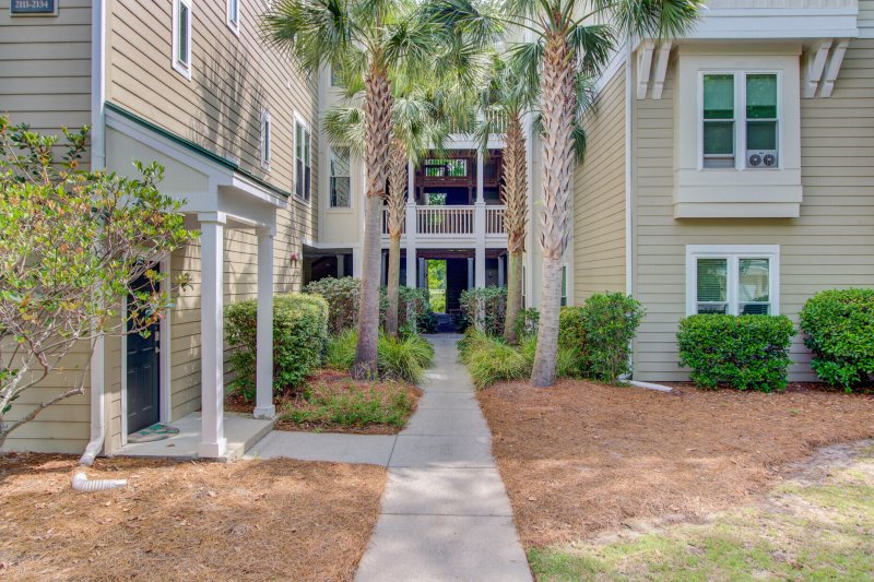Property image 2 at 2121 Egret Crest Lane, Charleston, SC 29414