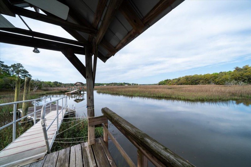 Property image 3 of 8374 Chisolm Plantation Road in Middleton Plantation, Edisto Island, SC 29438