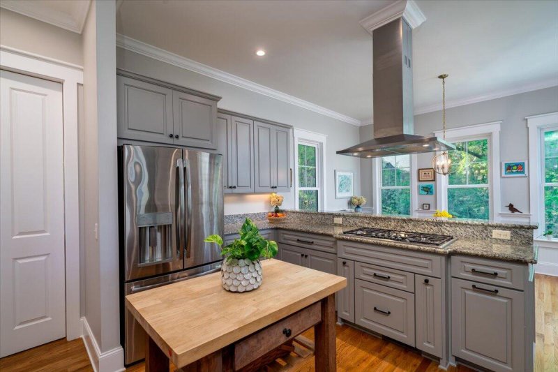 Property image 5 of 8374 Chisolm Plantation Road in Middleton Plantation, Edisto Island, SC 29438