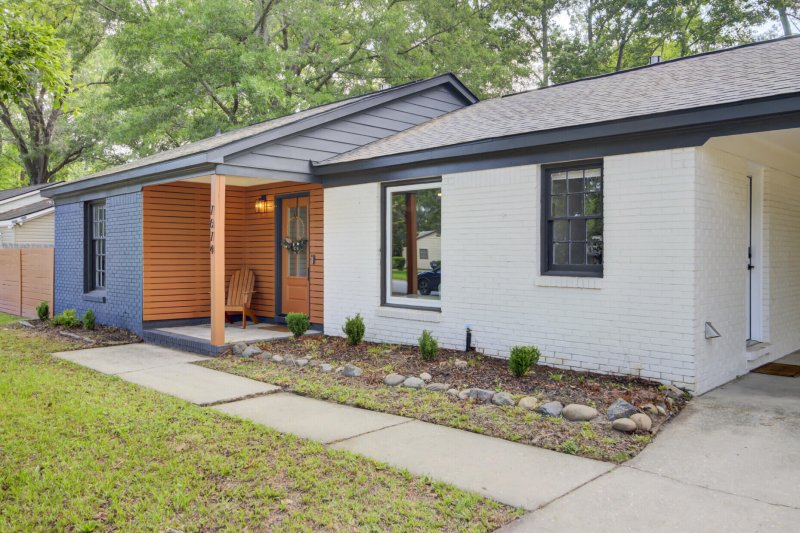 Property image 3 of 7674 Chippendale Road in Pepperhill, North Charleston, SC 29420