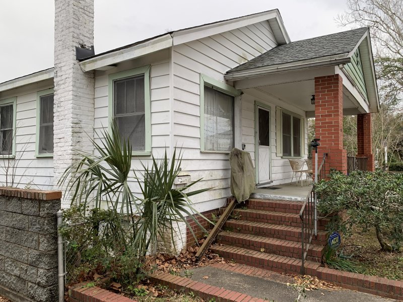 Property image 3 at 131 Simons Street, Charleston, SC 29403