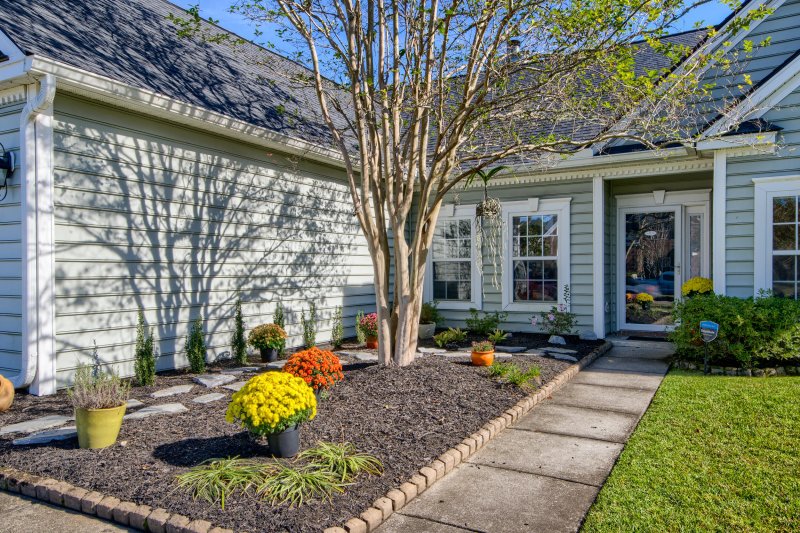 Property image 3 of 161 Carolinian Drive in Legend Oaks Plantation, Summerville, SC 29485