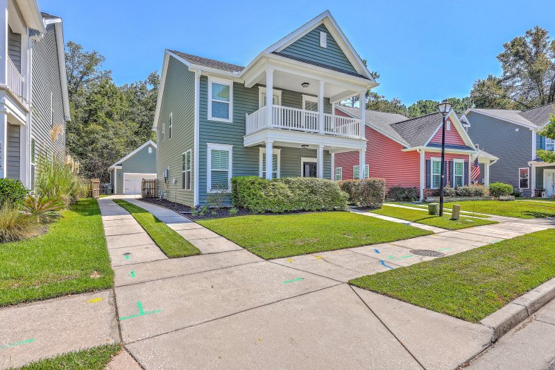 Property image 2 of 3221 Moonlight Drive in Boltons Landing, Charleston, SC 29414