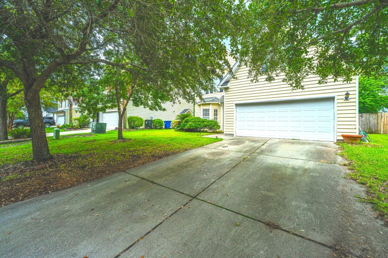 Property image 3 of 5261 Stonewall Drive in Wescott Plantation, Summerville, SC 29485