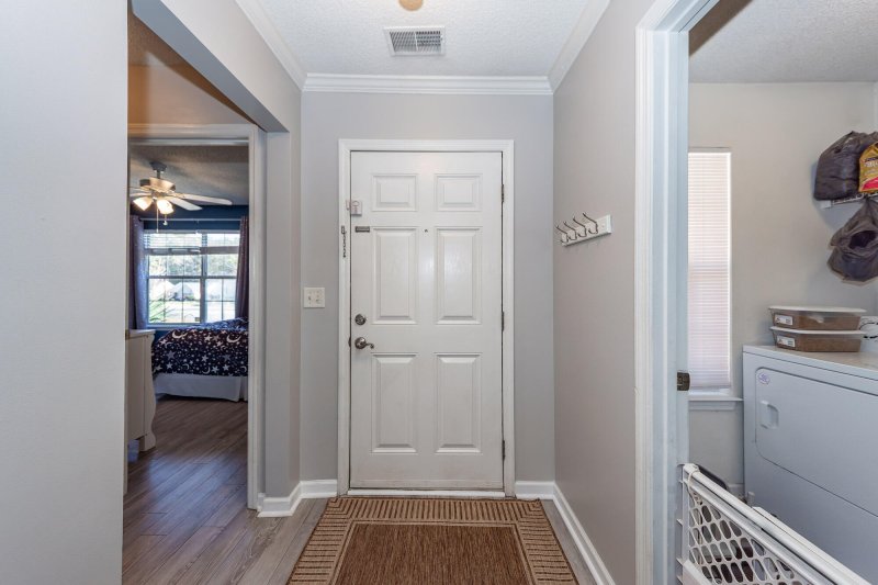 Property image 2 of 404 Ashburton Drive in Devon Forest, Goose Creek, SC 29445