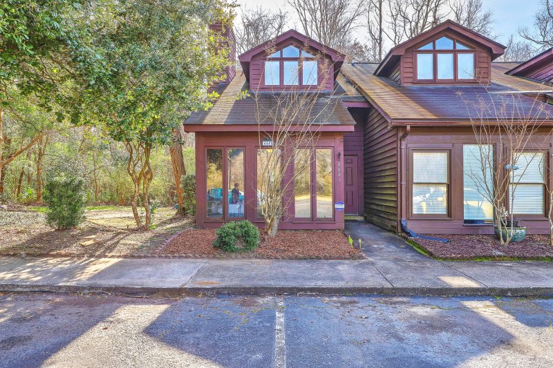 4441 Great Oak Drive