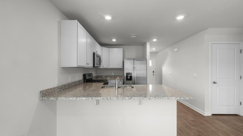 Property image 5 of 626 Pleasant Grove Way in Cane Bay Plantation, Summerville, SC 29486