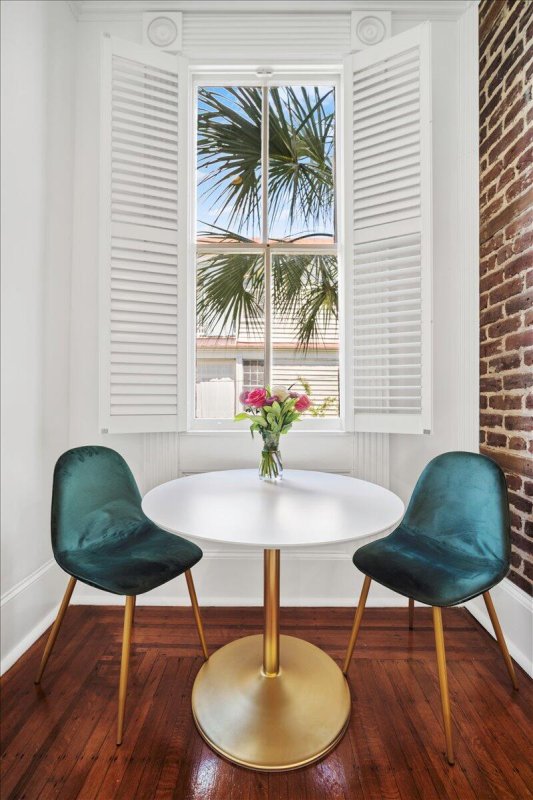 Property image 3 of 33 Pitt Street 3 in Harleston Village, Charleston, SC 29401