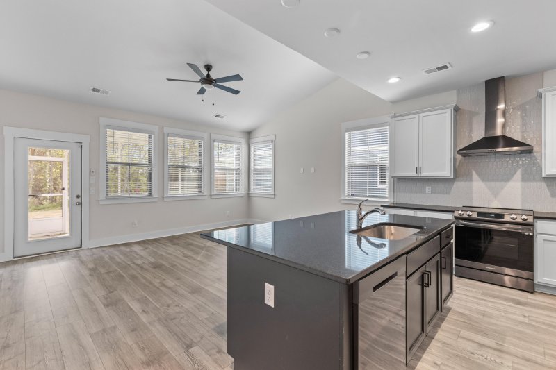 Property image 5 of 5100 Park Creek Avenue in The Park at Rivers Edge, North Charleston, SC 29418