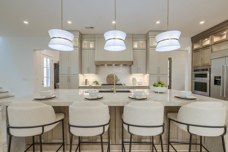 Property image 3 of 758 Mccants Drive in Old Mt Pleasant, Mount Pleasant, SC 29464