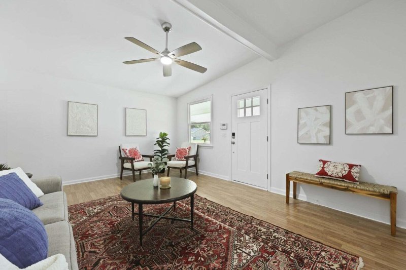 Property image 5 of 233 N Pandora Drive in West Greenview Acres, Goose Creek, SC 29445