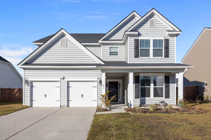 Property image 2 of 206 Honey Horn Drive in Cane Bay Plantation, Summerville, SC 29486