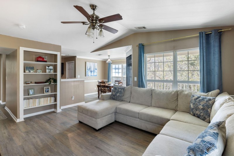 Property image 4 at 700 Daniel Ellis Drive 5302, Charleston, SC 29412