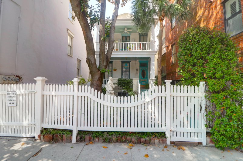 Property image 3 at 78 Society Street, Charleston, SC 29401