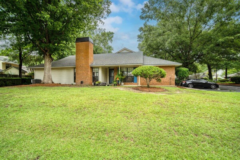 Property image 2 of 58 Indigo Lane in Crowfield Plantation, Goose Creek, SC 29445