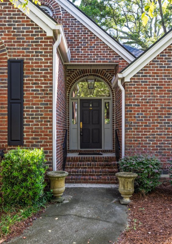 Property image 2 of 1387 Southlake Drive in Lakeshore, Mount Pleasant, SC 29464