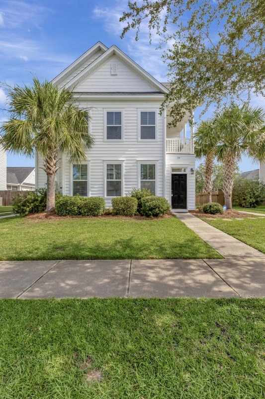 Reminisce, Summerville Community