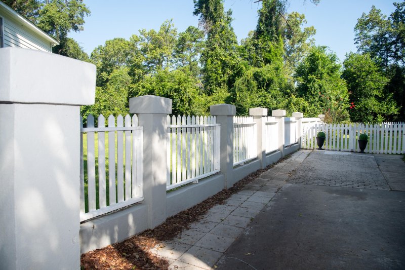 Property image 5 of 1023 Plantation Court in Snee Farm, Mount Pleasant, SC 29464