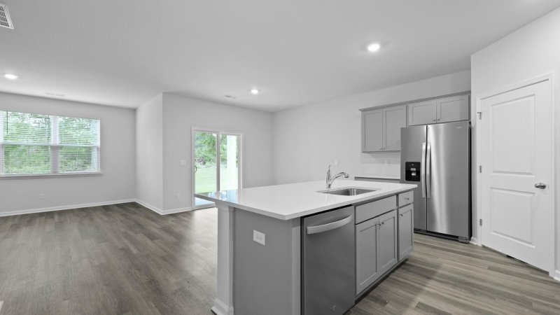 Property image 2 of 8019 Precious Court in Hillcrest, Ravenel, SC 29470