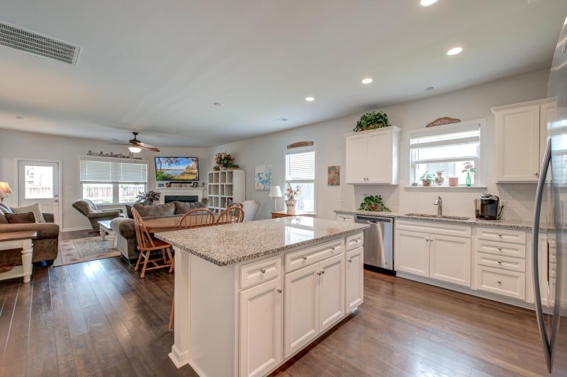 Property image 3 of 2966 Vincent Astor Drive in Oakfield, Johns Island, SC 29455