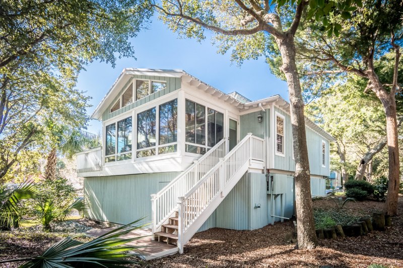 Property image 4 at 16 Sandcrab Court, Isle of Palms, SC 29451