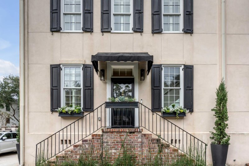 Property image 2 at 93 Beaufain Street B, Charleston, SC 29401