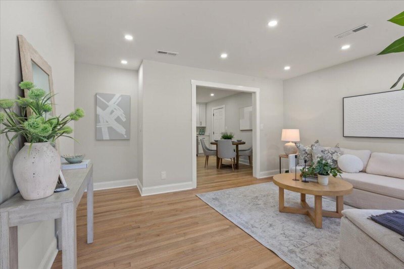 Property image 4 of 21 Pratt Street in None, Charleston, SC 29407