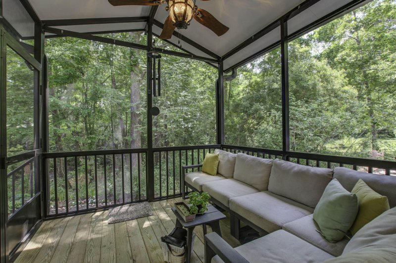 Property image 3 at 7203 Mossy Creek Lane, Hanahan, SC 29410