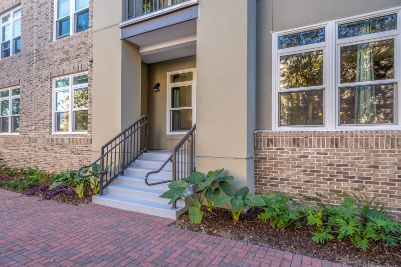 Property image 5 at 135 Pier View Street 105, Charleston, SC 29492