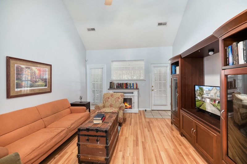 Property image 3 of 122 Greyson Circle in Persimmon Hill, Goose Creek, SC 29445