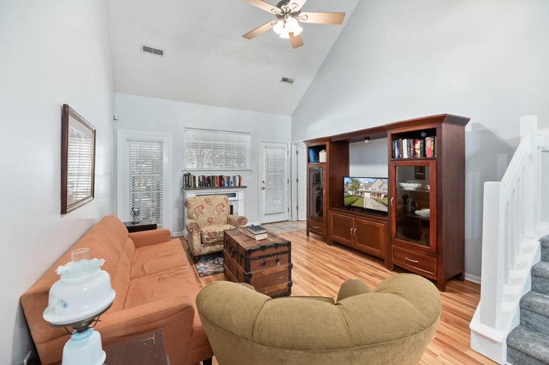 Property image 4 of 122 Greyson Circle in Persimmon Hill, Goose Creek, SC 29445