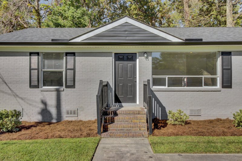 Property image 2 of 235 Mary Scott Drive in Beverly Hills, Goose Creek, SC 29445