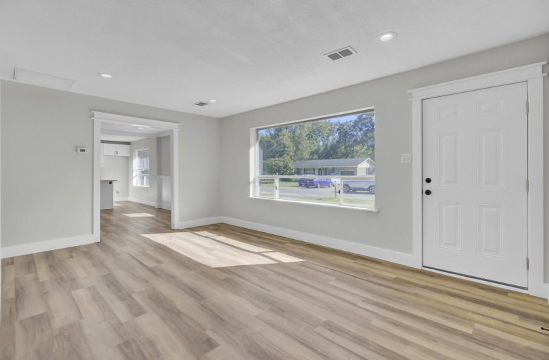 Property image 4 of 235 Mary Scott Drive in Beverly Hills, Goose Creek, SC 29445