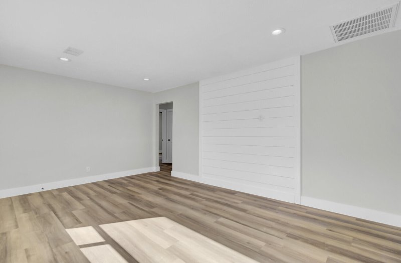 Property image 5 of 235 Mary Scott Drive in Beverly Hills, Goose Creek, SC 29445