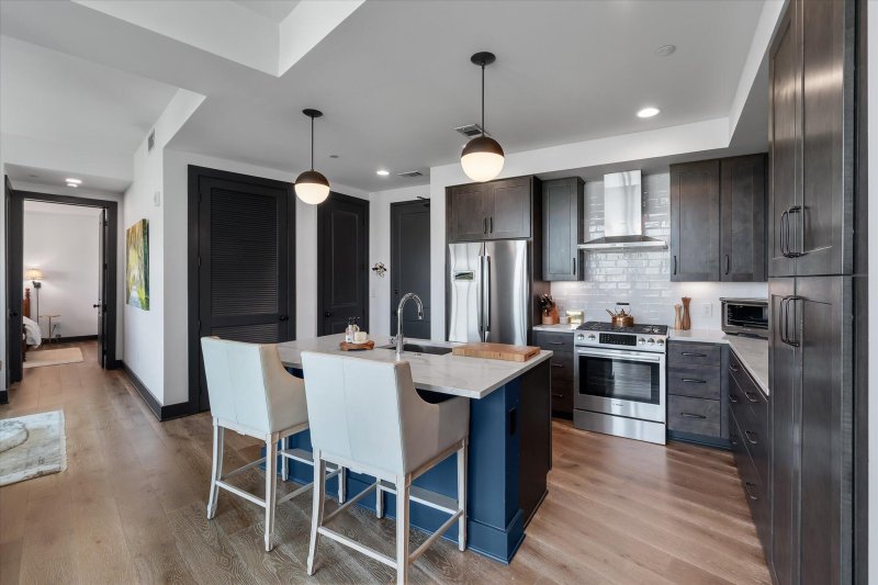 Property image 4 of 5 Gadsdenboro Street 501 in Gadsdenboro, Charleston, SC 29401