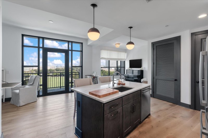 Property image 5 of 5 Gadsdenboro Street 501 in Gadsdenboro, Charleston, SC 29401