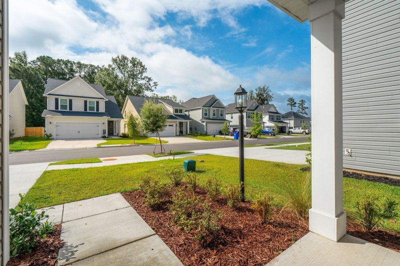 Property image 3 at 8615 Windsor Hill Boulevard, North Charleston, SC 29420