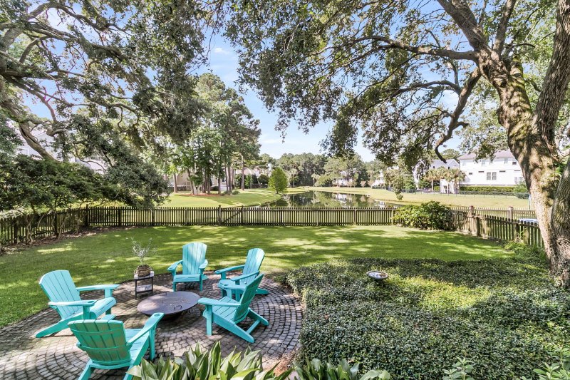 3124 Treadwell Street