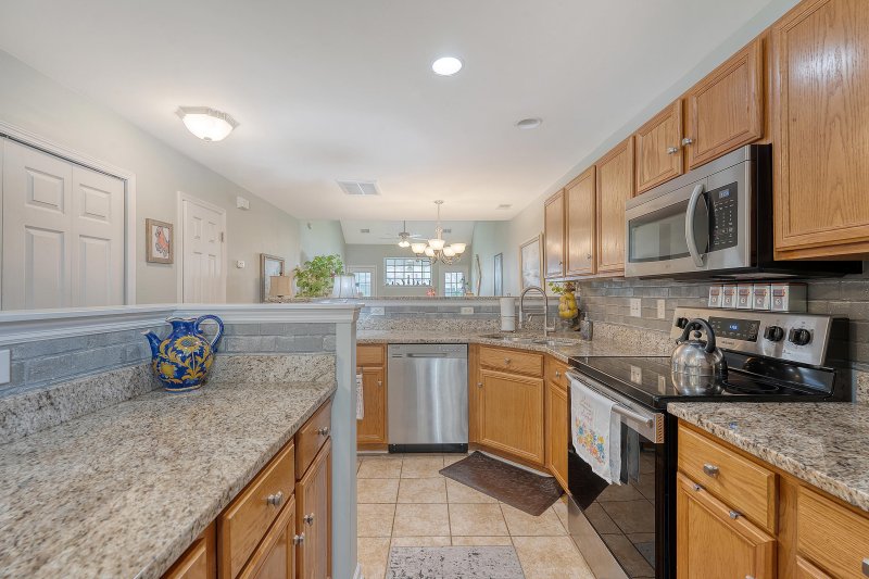 Property image 3 at 1301 Buckthorn Circle, Summerville, SC 29483