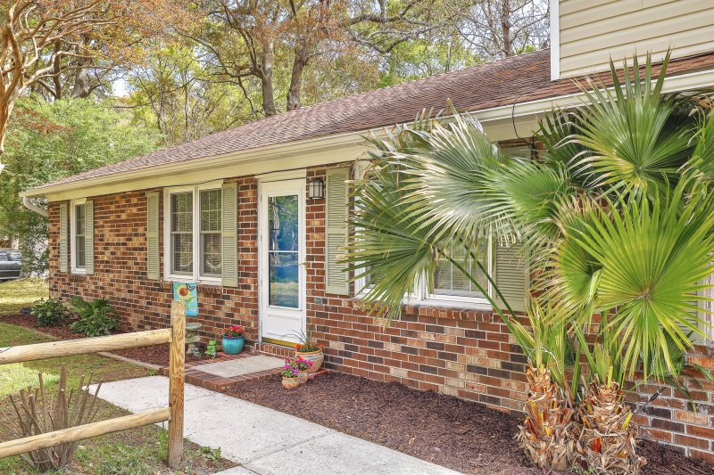 Property image 3 of 1152 Bradford Avenue in Mccalls Corner, Charleston, SC 29412