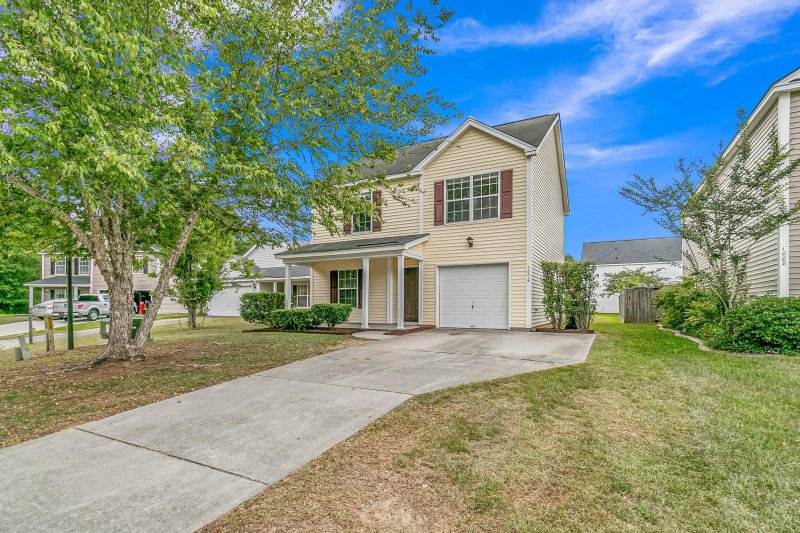 Property image 2 of 1006 Friartuck Trail in Hunters Bend, Ladson, SC 29456
