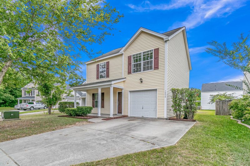 Property image 4 of 1006 Friartuck Trail in Hunters Bend, Ladson, SC 29456