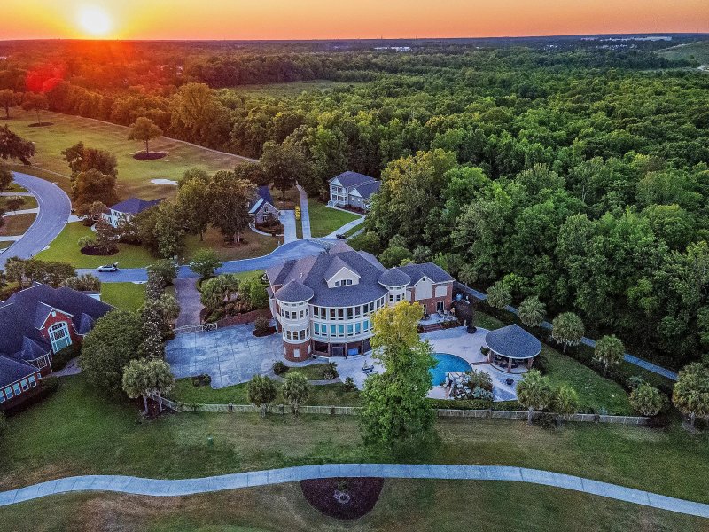 Property image 2 of 4202 Links Court in Coosaw Creek Country Club, North Charleston, SC 29420