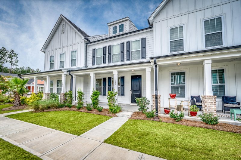 Property image 2 of 1005 Swamp Harrier Avenue in Homecoming, Ravenel, SC 29470